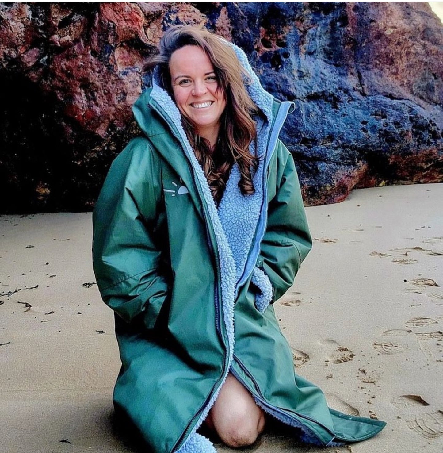 Toasty Khaki weatherproof, cosy and multifunctional jacket for all outdoor activities. Fully lined with thick, soft, moisture wicking fleece that acts as a blanket to keep your core warm and dry even during the coldest winter months.
