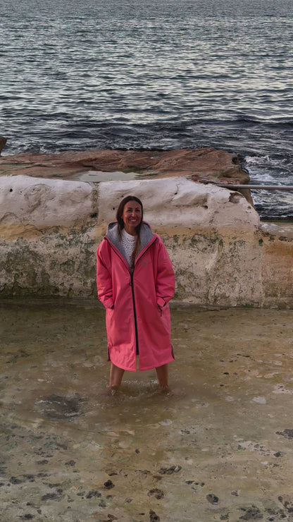 Ultra Warm Fleece Lined Weatherproof Jacket / Outdoor Changing Robe in Pink