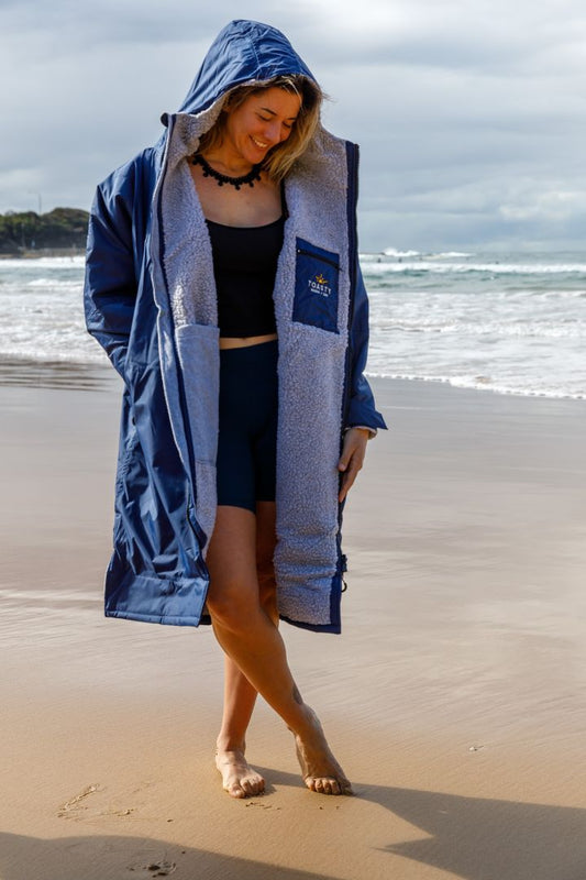  Toasty Navy weatherproof, cosy and multifunctional jacket for all outdoor activities. Fully lined with thick, soft, moisture wicking fleece that acts as a blanket to keep your core warm and dry even during the coldest winter months.