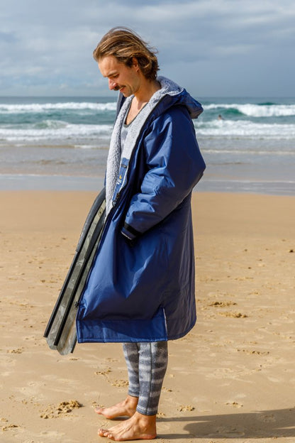 Toasty Navy weatherproof, cosy and multifunctional jacket for all outdoor activities. Fully lined with thick, soft, moisture wicking fleece that acts as a blanket to keep your core warm and dry even during the coldest winter months.